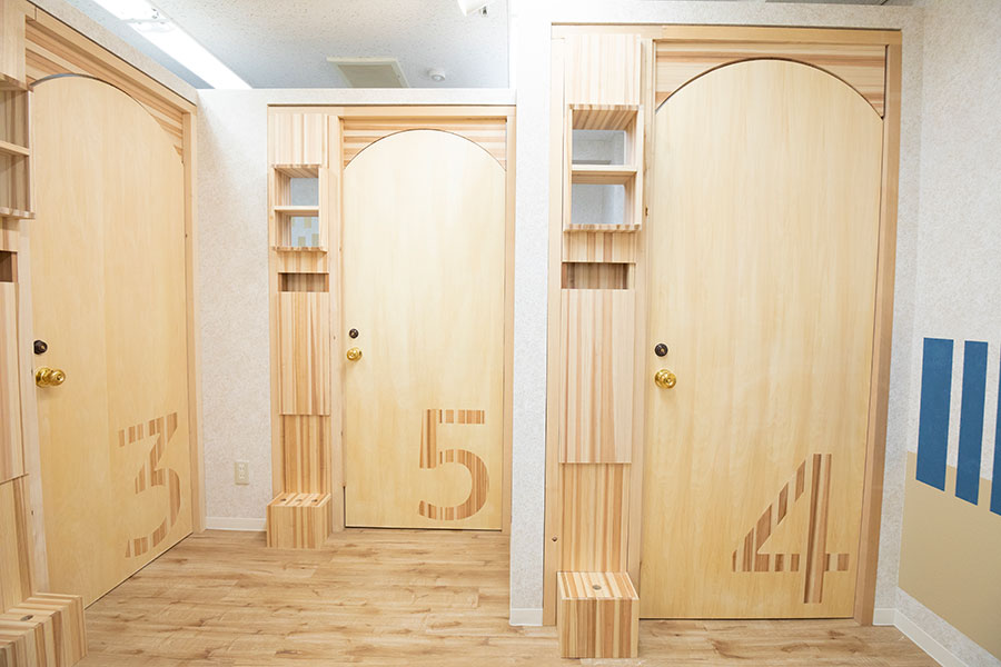 4F 半個室ブース 4(1名様利用)【平日07:00~18:00】