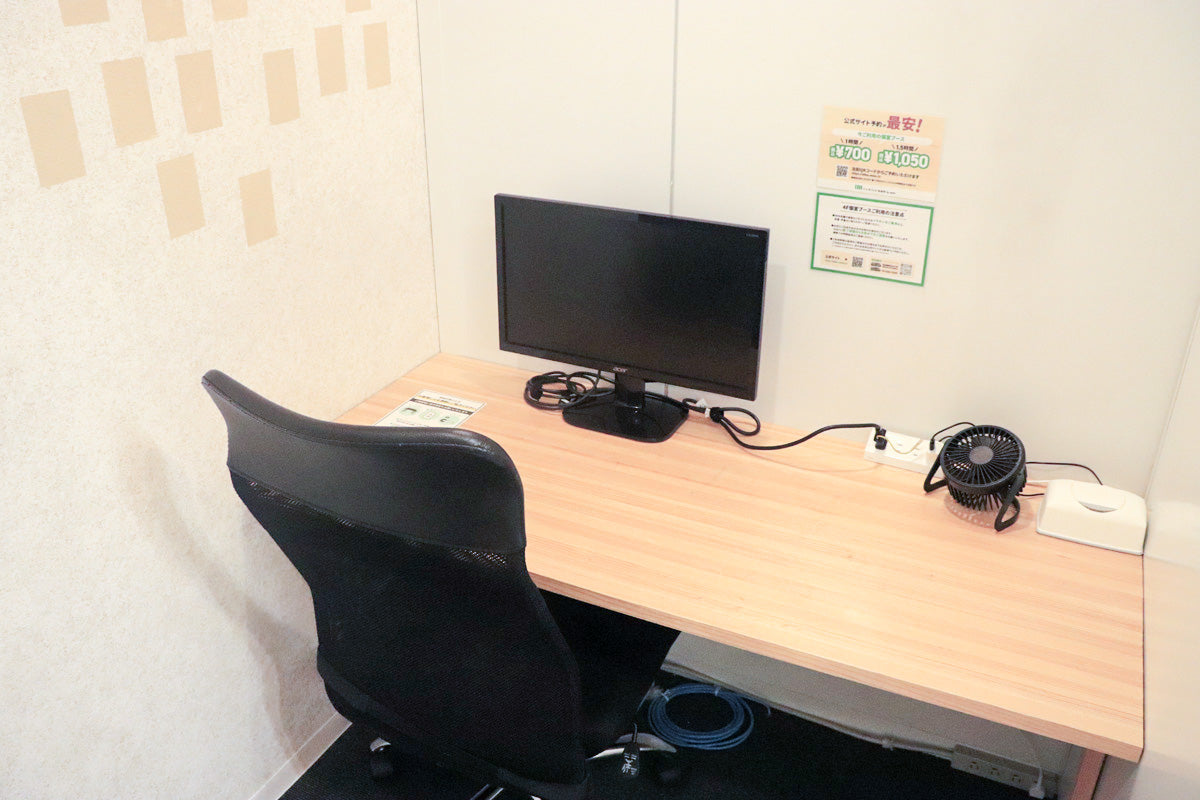 4F Private booth B (no window, capacity 1 person) [Weekdays 07:00-19:00]