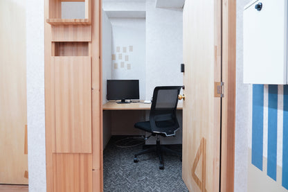 4F Semi-private booth 4 (single occupancy) [Weekdays 10:00-19:00]