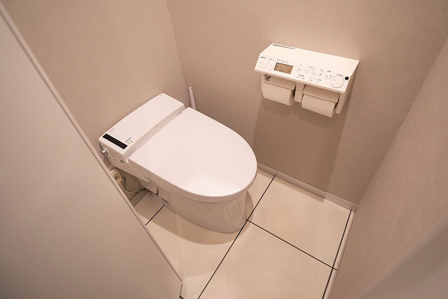 [Student-only price *Student ID required] [With window] 4F Private booth C (for 1-2 people) [Weekdays 10:00-19:00]